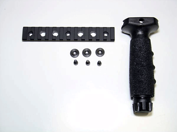 Bottom Rail for M4 w/ Grip